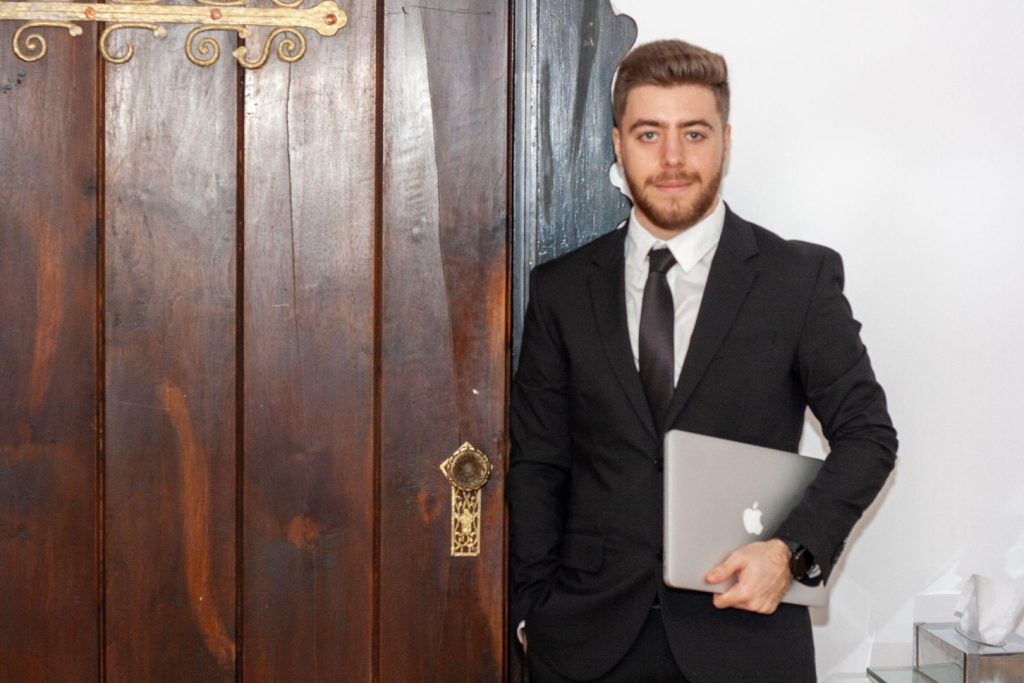 Cum Menține Radu Ciobanu, WordPress Developer și Applications Specialist la EkoGroup, Infrastructura Digitală la Cel Mai Înalt Nivel 10 Radu Ciobanu